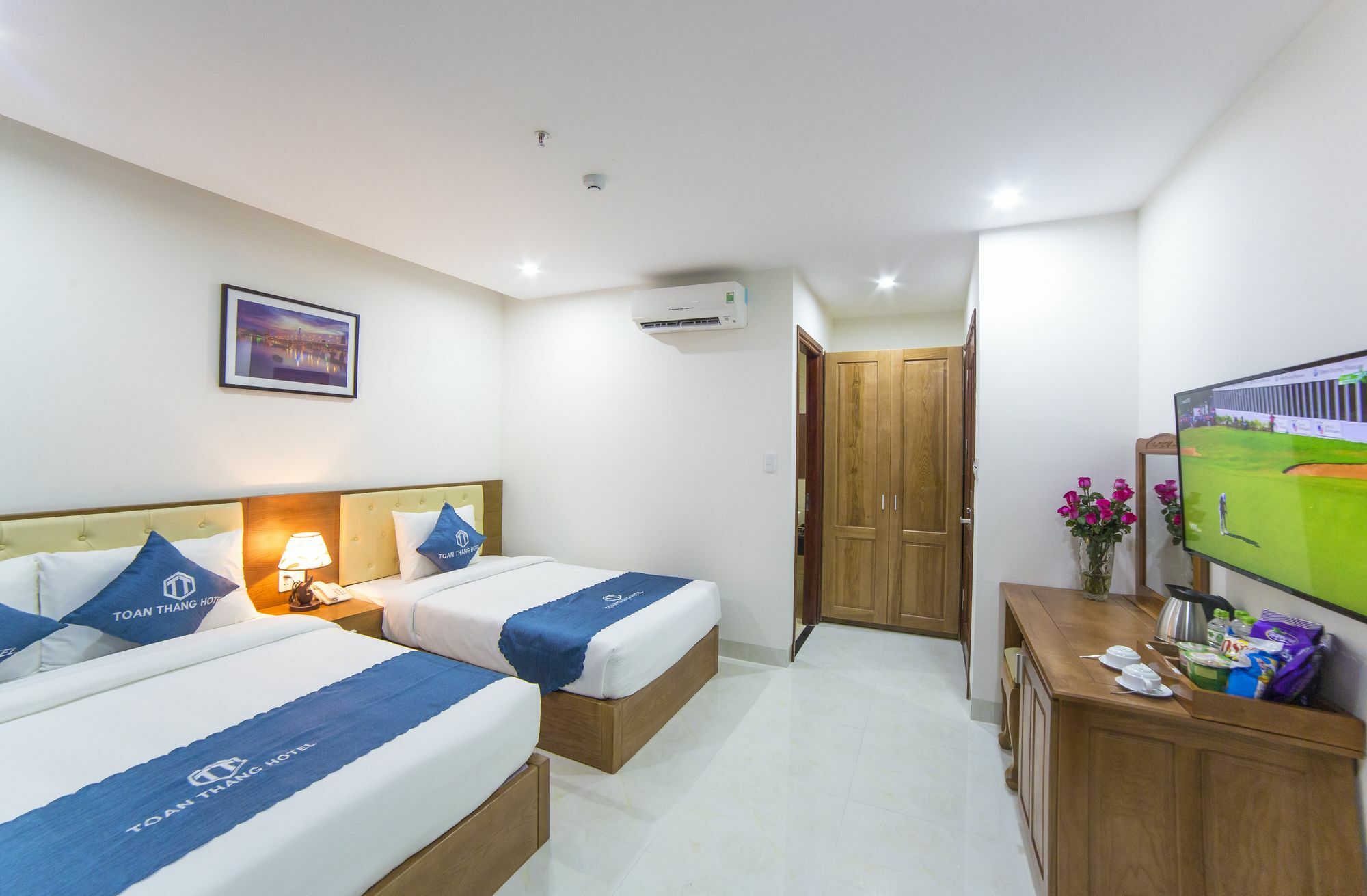 Toan Thang Hotel Дананг Экстерьер фото
