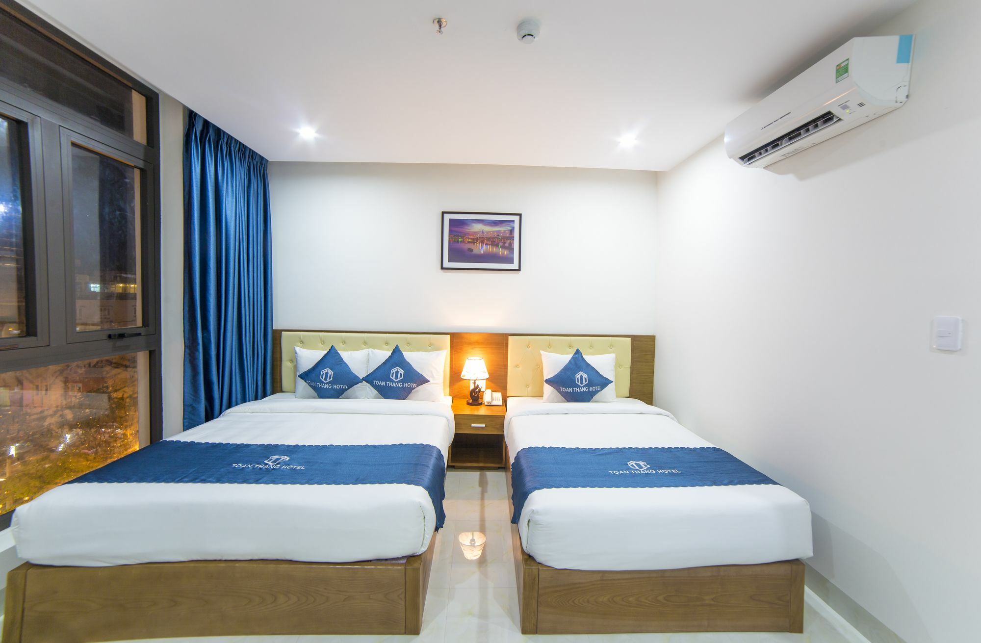 Toan Thang Hotel Дананг Экстерьер фото